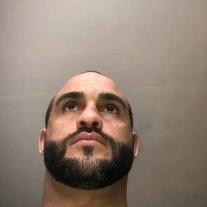 Meet your Posher, Manuel